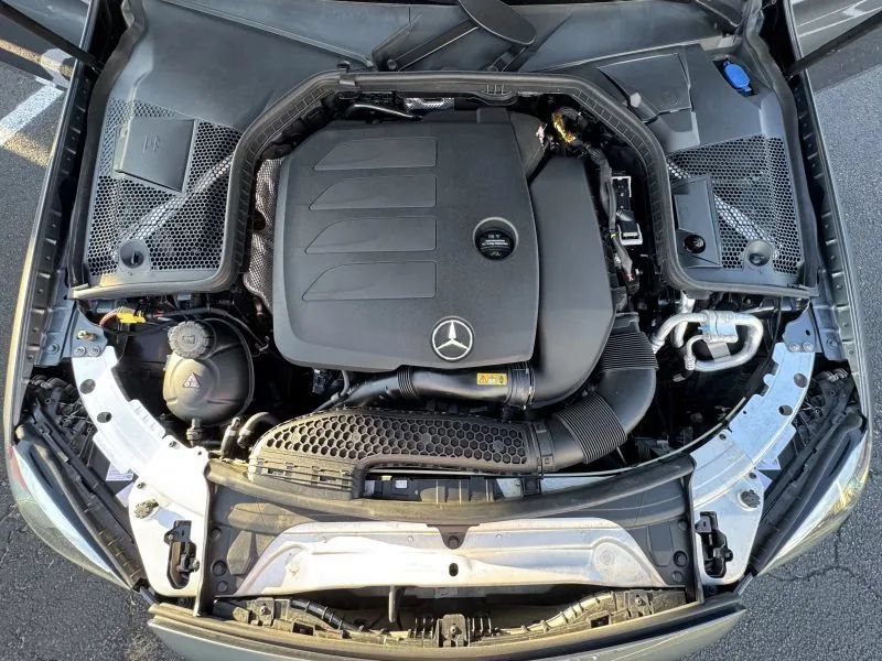 Used 2020 Mercedes-Benz C 300 Sedan image 14