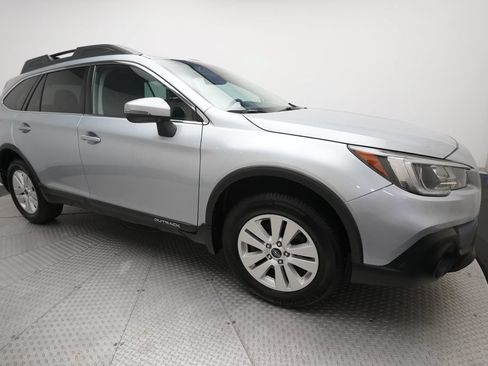 Used 2019 Subaru Outback 2.5i Premium AWD/4WD image 37