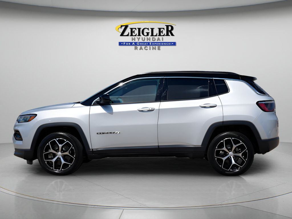 Used 2024 Jeep Compass Limited AWD/4WD image 4