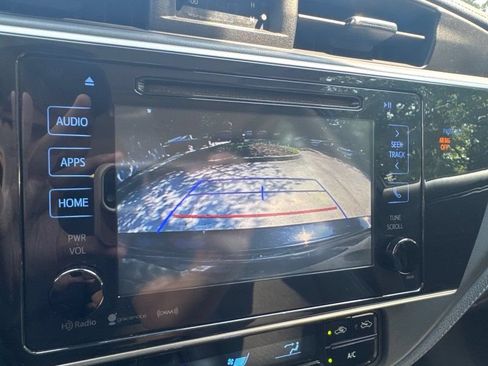 Used 2019 Toyota Corolla SE w/ SE Premium Package FWD image 21