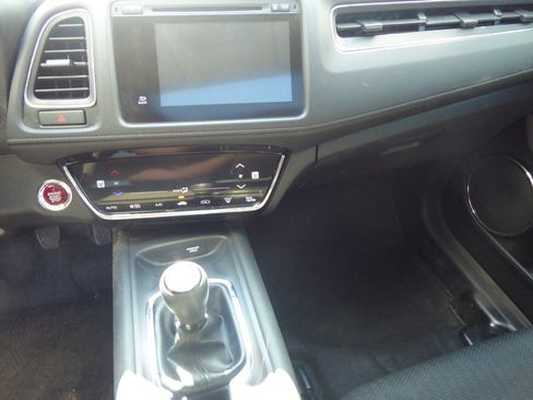 Used 2016 Honda HR-V EX image 24