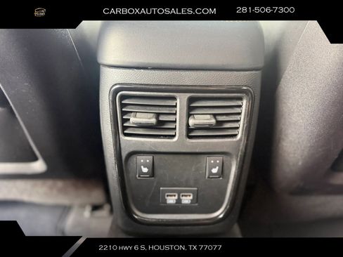 Used 2022 Dodge Charger Scat Pack RWD image 29