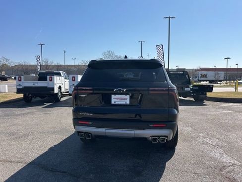 New 2026 Chevrolet Traverse LT image 4