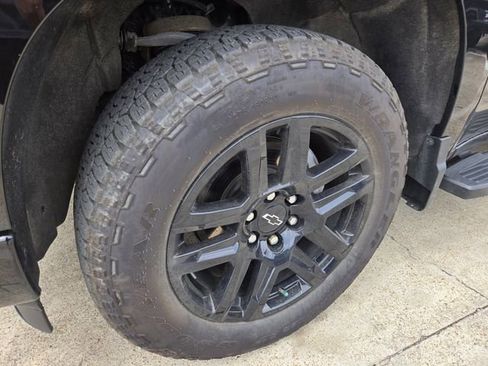 Used 2024 Chevrolet Silverado 1500 RST AWD/4WD image 10