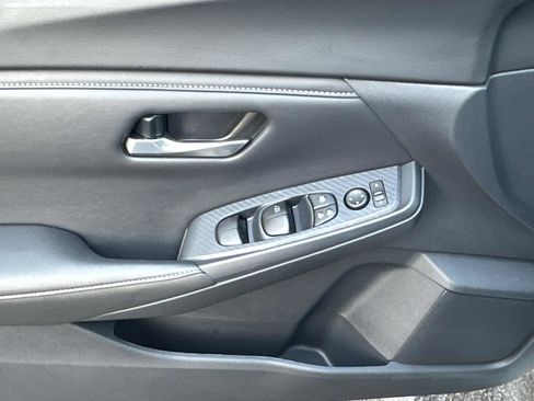 New 2025 Nissan Sentra SV w/ All-Weather Package image 8