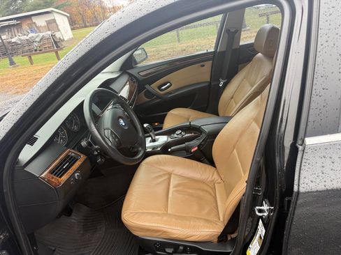 Used 2009 BMW 528i xDrive Sedan image 10