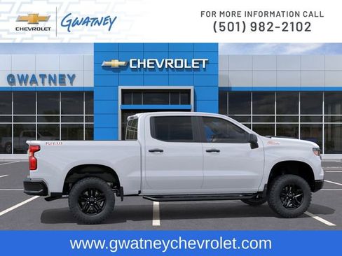 New 2026 Chevrolet Silverado 1500 Custom Trail Boss w/ LPO, Dark Essentials Package image 5