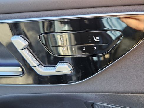 New 2026 Mercedes-Benz GLC 300 image 11