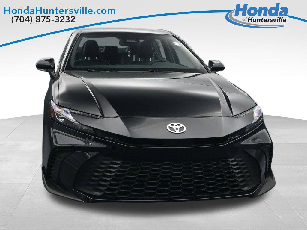 Used 2026 Toyota Camry SE w/ Convenience Package FWD image 7