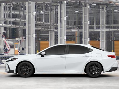 New 2026 Toyota Camry SE w/ Convenience Package