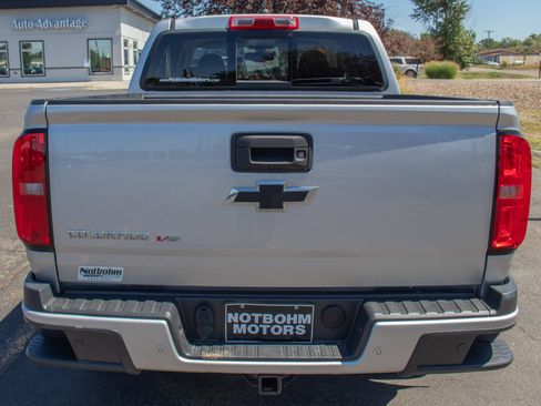 Used 2020 Chevrolet Colorado Z71 AWD/4WD image 9