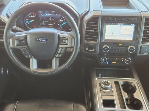 Used 2019 Ford Expedition XLT w/ Equipment Group 202A RWD image 27