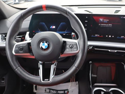 Used 2025 BMW X2 M35i w/ Premium Package image 11