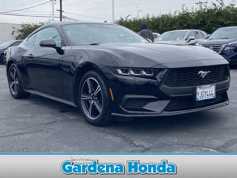 Used 2024 Ford Mustang Premium image 1