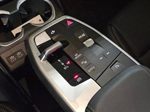 Used 2026 BMW X1 xDrive28i w/ Technology Package image 11