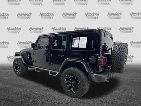 Used 2022 Jeep Wrangler Unlimited Rubicon w/ Xtreme Recon 35" Tire Package image 8