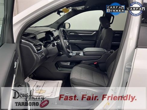 Used 2025 GMC Acadia Elevation image 31