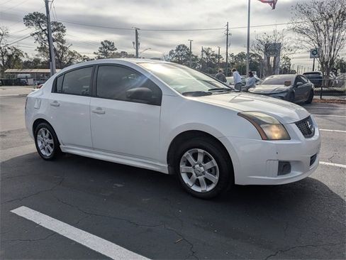 Used 2011 Nissan Sentra 2.0 SR image 2