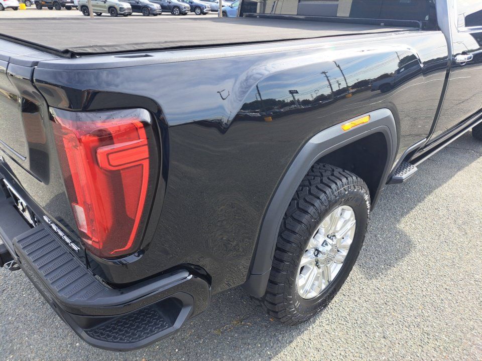 Used 2021 GMC Sierra 2500 Denali w/ Denali Ultimate Package AWD/4WD image 19