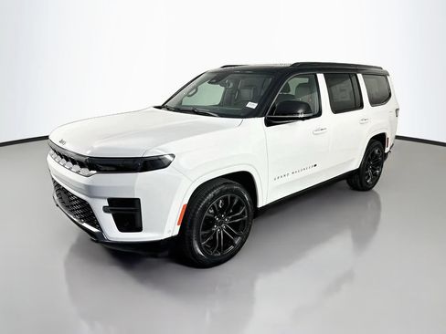 New 2026 Jeep Grand Wagoneer Summit AWD/4WD image 3