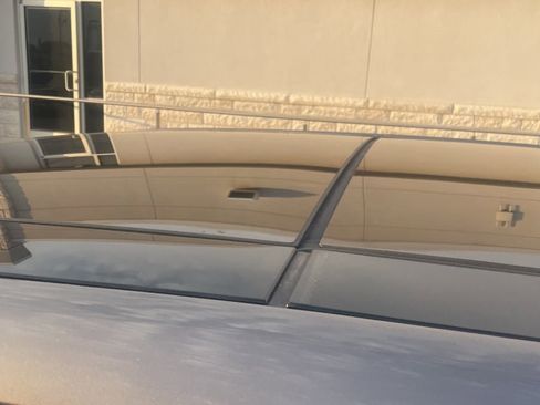 Used 2019 Ford Edge Titanium w/ Equipment Group 301A image 9