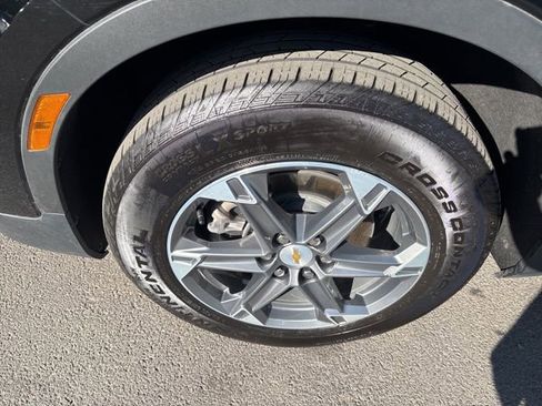 Used 2025 Chevrolet Blazer LT w/ Convenience Package AWD/4WD image 36