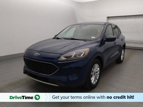 Used 2020 Ford Escape SE image 1
