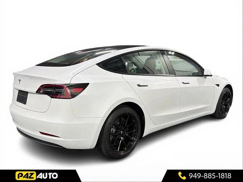 Used 2023 Tesla Model 3 Standard Range RWD image 5