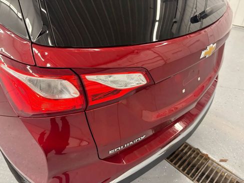 Used 2021 Chevrolet Equinox LT FWD image 22