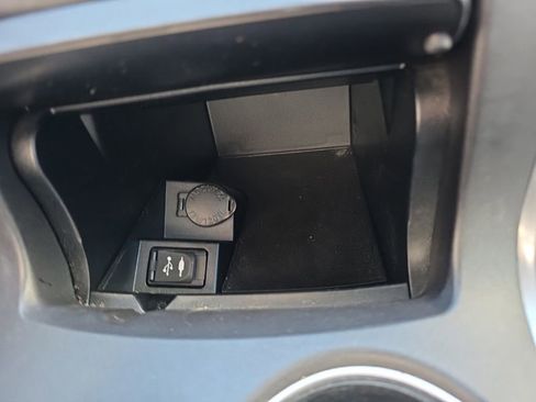 Used 2016 Toyota Camry LE image 28