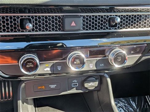 Used 2024 Honda Civic Sport image 23