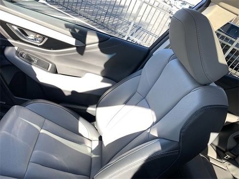 Used 2022 Subaru Outback Limited image 31