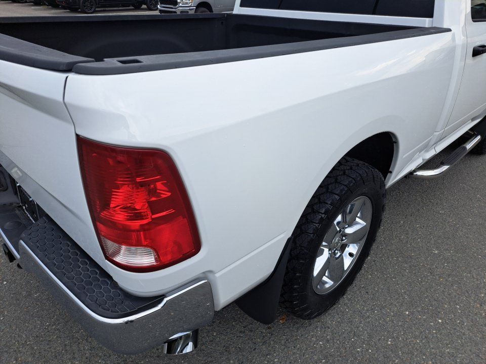 Used 2016 RAM 1500 Tradesman w/ Chrome Appearance Group RWD image 23