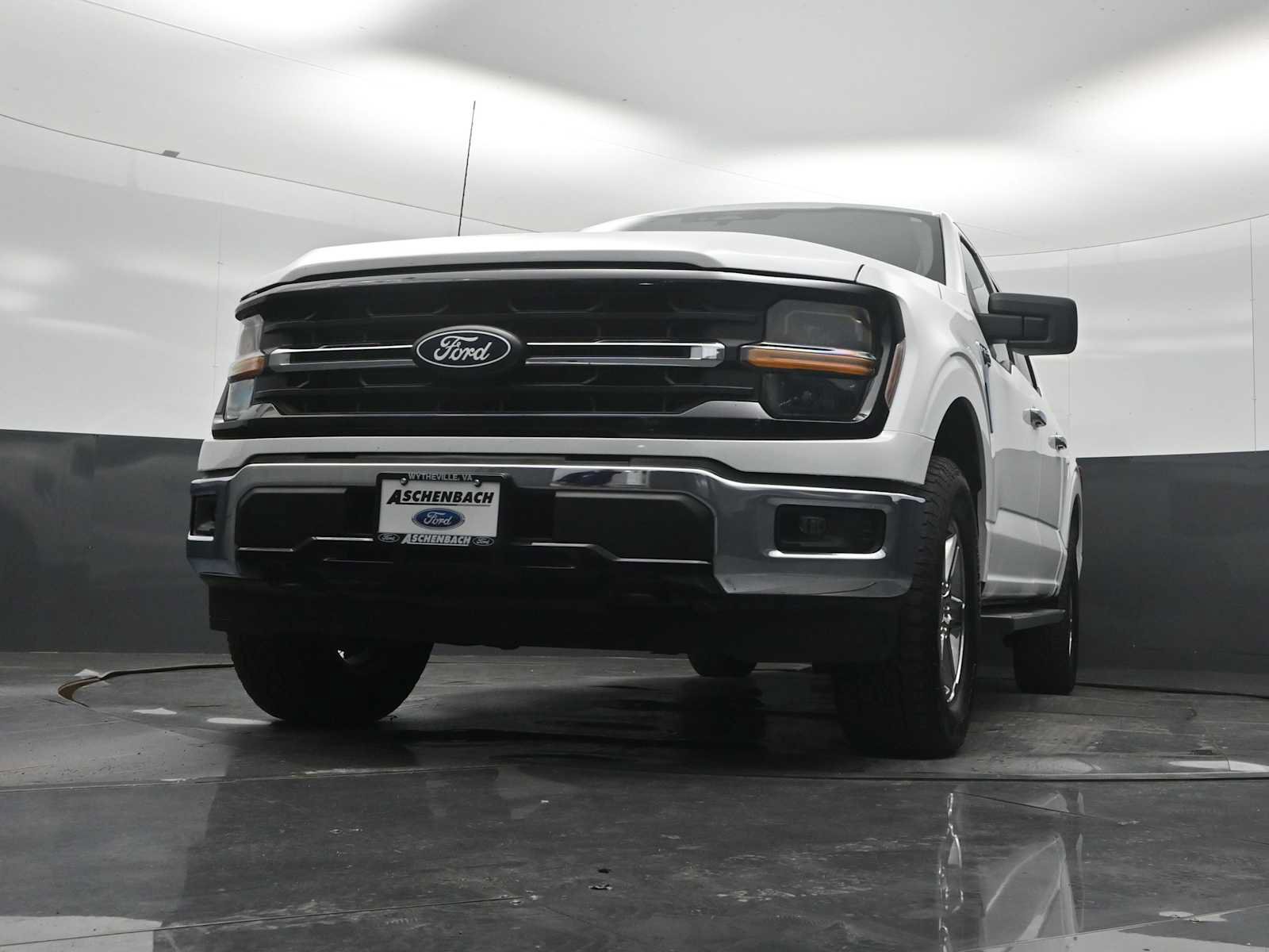 Certified 2025 Ford F150 XLT w/ Equipment Group 301A Standard AWD/4WD image 37