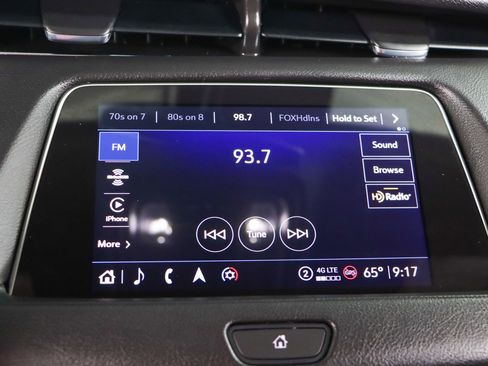 Used 2023 Cadillac XT4 Premium Luxury image 19