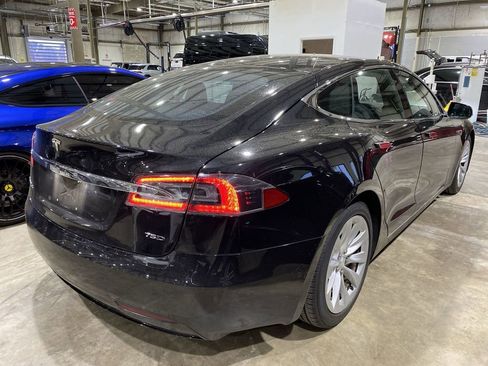 Used 2016 Tesla Model S AWD image 14