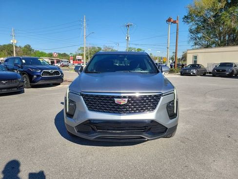 Used 2024 Cadillac XT4 Premium Luxury FWD image 5