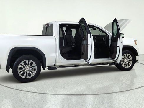 Used 2022 GMC Sierra 1500 Denali w/ Driver Alert Package II AWD/4WD image 14