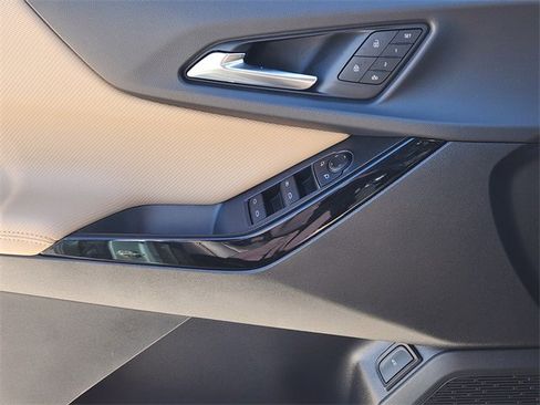 New 2026 Chevrolet Equinox ACTIV w/ Convenience Package III image 18