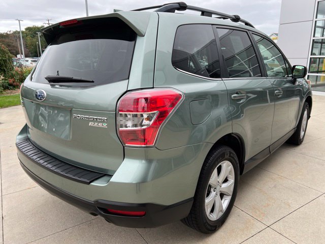 Used 2016 Subaru Forester 2.5i Limited AWD/4WD image 6