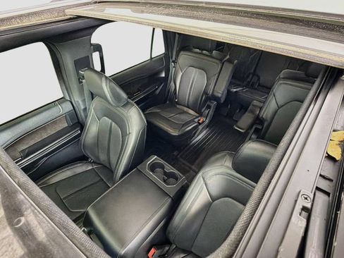 Used 2021 Ford Expedition Limited RWD image 17