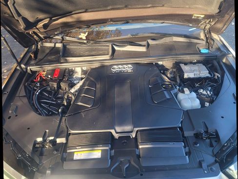 Used 2018 Audi Q7 3.0T Prestige w/ Prestige Package image 15