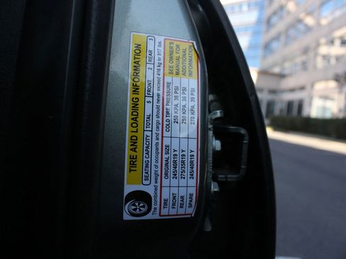 Used 2014 Chevrolet SS RWD image 37