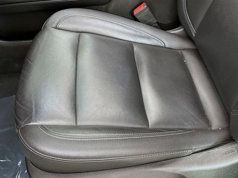 Used 2021 Chevrolet Suburban Z71 w/ Luxury Package image 21