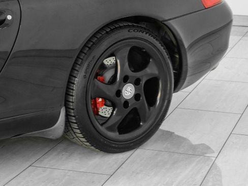 Used 2001 Porsche 911 Carrera 4 image 43