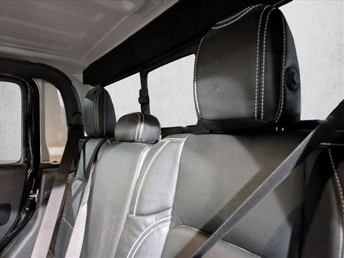 Used 2020 Jeep Gladiator Sport w/ Quick Order Package 24S image 15