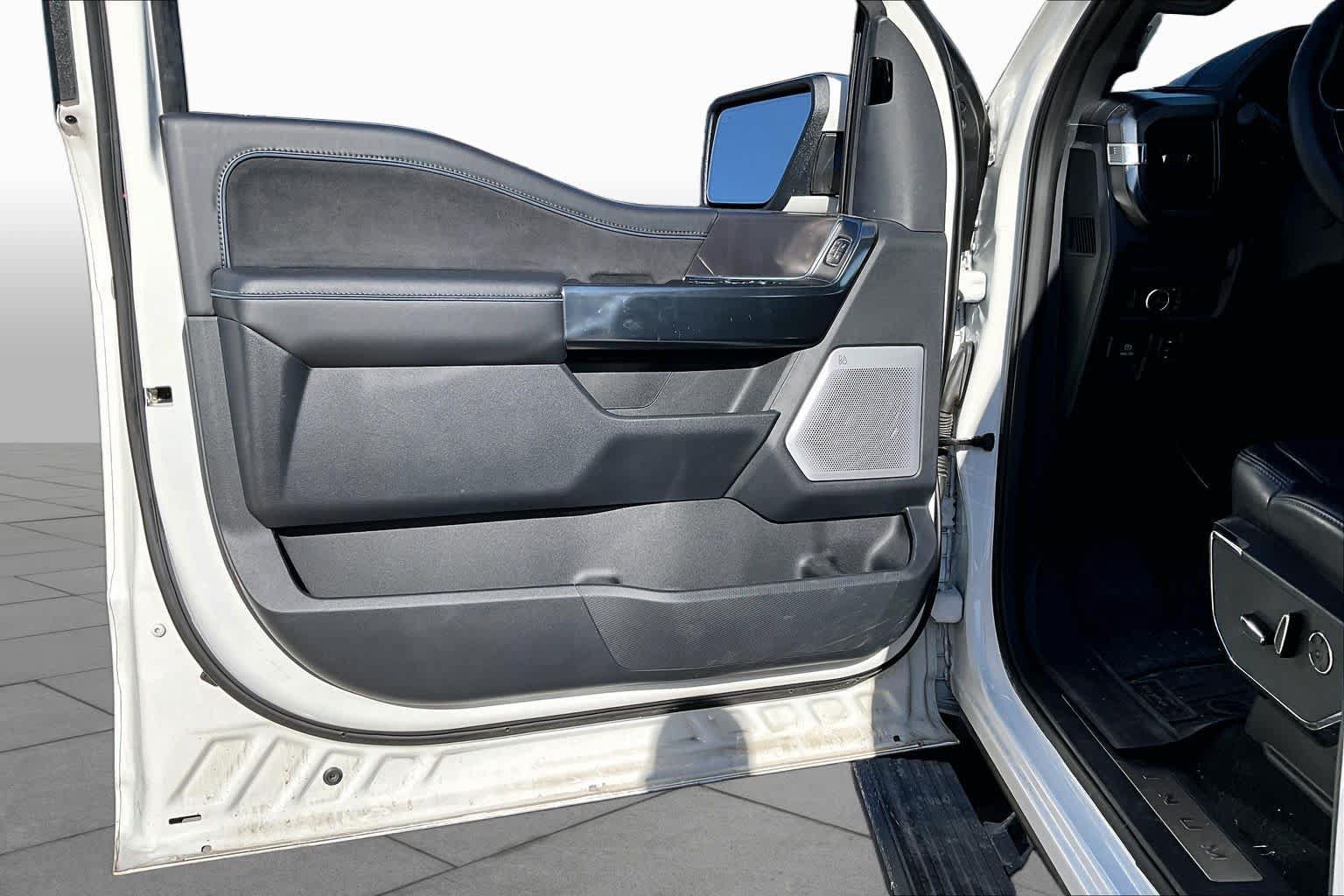 Used 2025 Ford F150 Platinum w/ Equipment Group 702A High AWD/4WD image 24