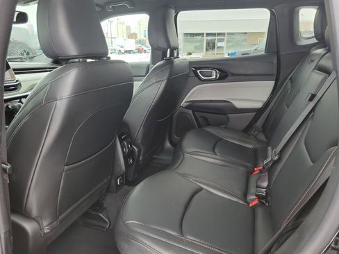 Used 2024 Jeep Compass Limited image 19