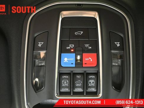 Used 2026 Jeep Cherokee Overland AWD/4WD image 27