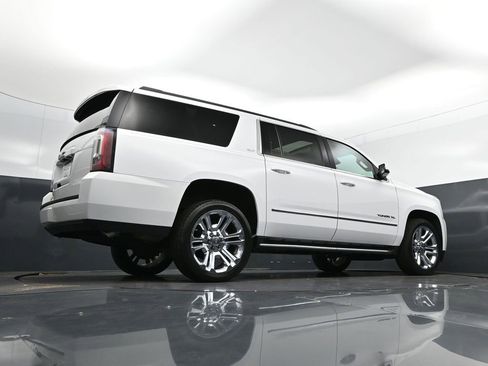 Used 2020 GMC Yukon XL SLT w/ Premium Edition image 44